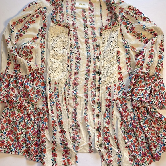 Maeve Anthropologie Hiver Floral Peasant Blouse Crochet Pleated Buttons Size 10 - Picture 11 of 16